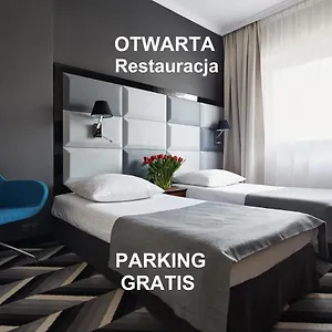 4* Hotel Apis