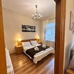 Mikolajska With Lift Apartment